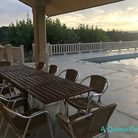 Сasa de vacaciones A Quinta De Lapido